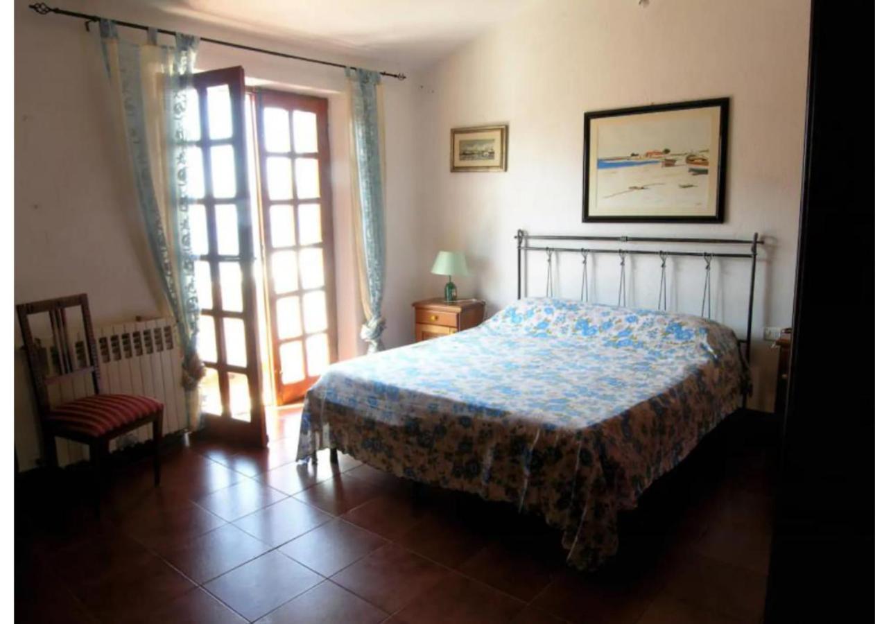 Casa Vacanze A Pochi Passi Dal Mare La Maddalena  Dış mekan fotoğraf